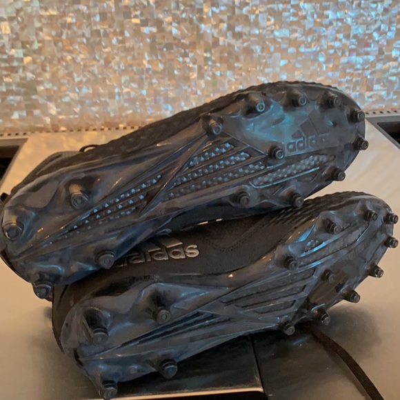 Men’s Adidas Football Cleats. NWT 10.5 Men’s Adidas Freak X Carbon Mid